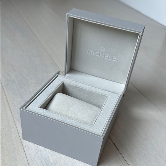 Silver Michelle Watch Box - Picture 1 of 3